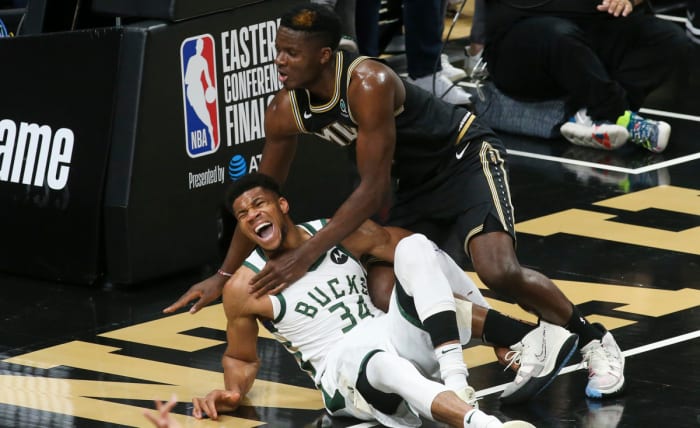 Antetokounmpo exited Game 4 with the Bucks trailing the Trae-less Hawks 62–52.